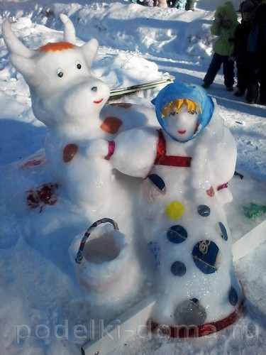 Хаврошечка снежная скульптура