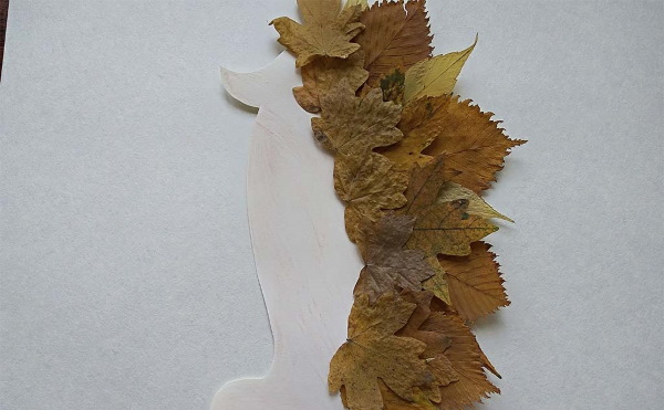 Поделка в садик «Осенняя фантазия» из природных материалов, овощей, каштанов, шишек