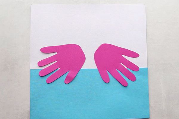 Фламинго из отпечатков ладоней своими руками. Шаг 1