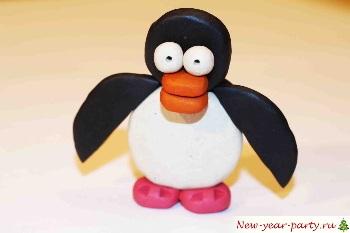 Пластилиновый пингвинчик